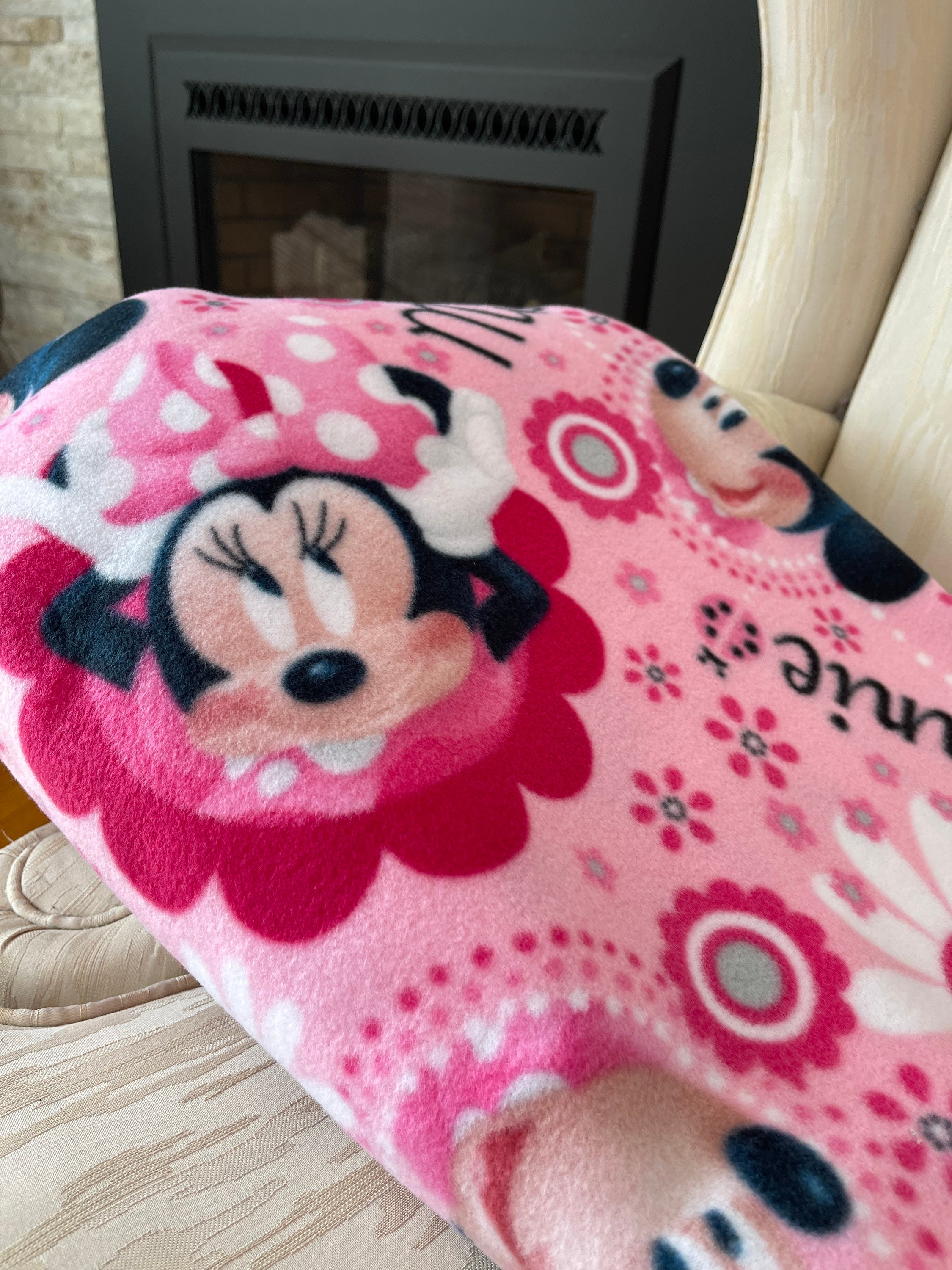 Minnie mouse pink blanket sale