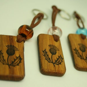Personalisierte handgefertigte Schlüsselringe sind aus reclaimed weißer Eiche aus einem Scotch Whisky Barrel Stave. Whisky Geschenk,