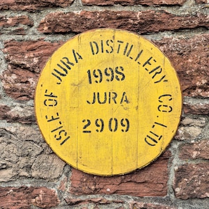 Barrel Head Whisky Sign JURA 1998 Cask 2909 Wall Decor for New Home Bar & Scotch Gift
