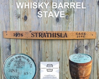 Letrero de madera de barril de whisky Strathisla 1976: decoración rústica para bar.