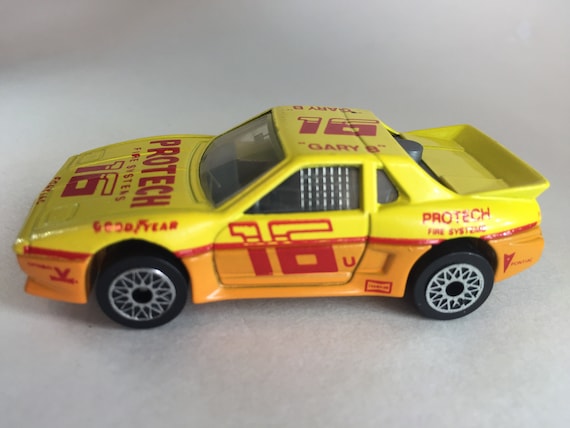 matchbox pontiac fiero 1985