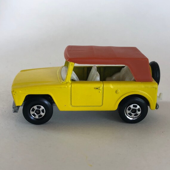 matchbox field car