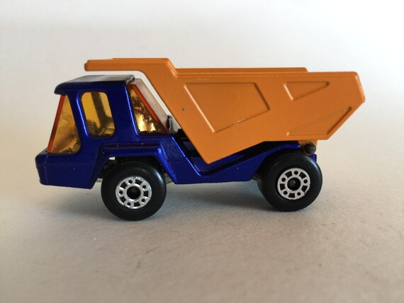 matchbox yellow dump truck