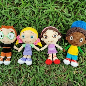 Muñeca amigurumi de dibujos animados de crochet hecha a mano, regalos para él y para ella.