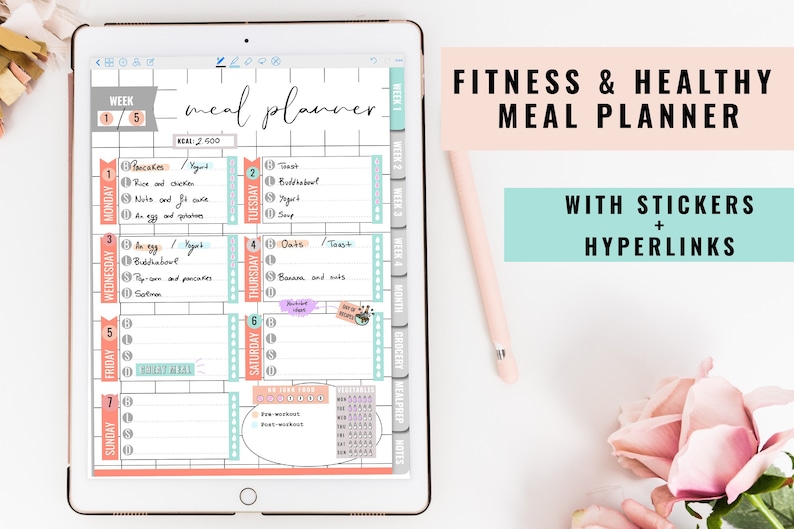 Puede incluir: Un planificador de comidas digital en la pantalla de una tableta con un esquema de color rosa y azul. El planificador incluye un plan de comidas semanal con espacio para siete d&iacute;as, una lista de la compra y notas de preparaci&oacute;n de comidas. El texto "meal planner" est&aacute; escrito en cursiva en la parte superior de la pantalla. El texto "FITNESS & HEALTHY MEAL PLANNER" est&aacute; escrito en texto negro sobre un fondo rosa en la parte superior derecha de la imagen. El texto "WITH STICKERS + HYPERLINKS" est&aacute; escrito en texto negro sobre un fondo azul claro debajo del texto rosa.