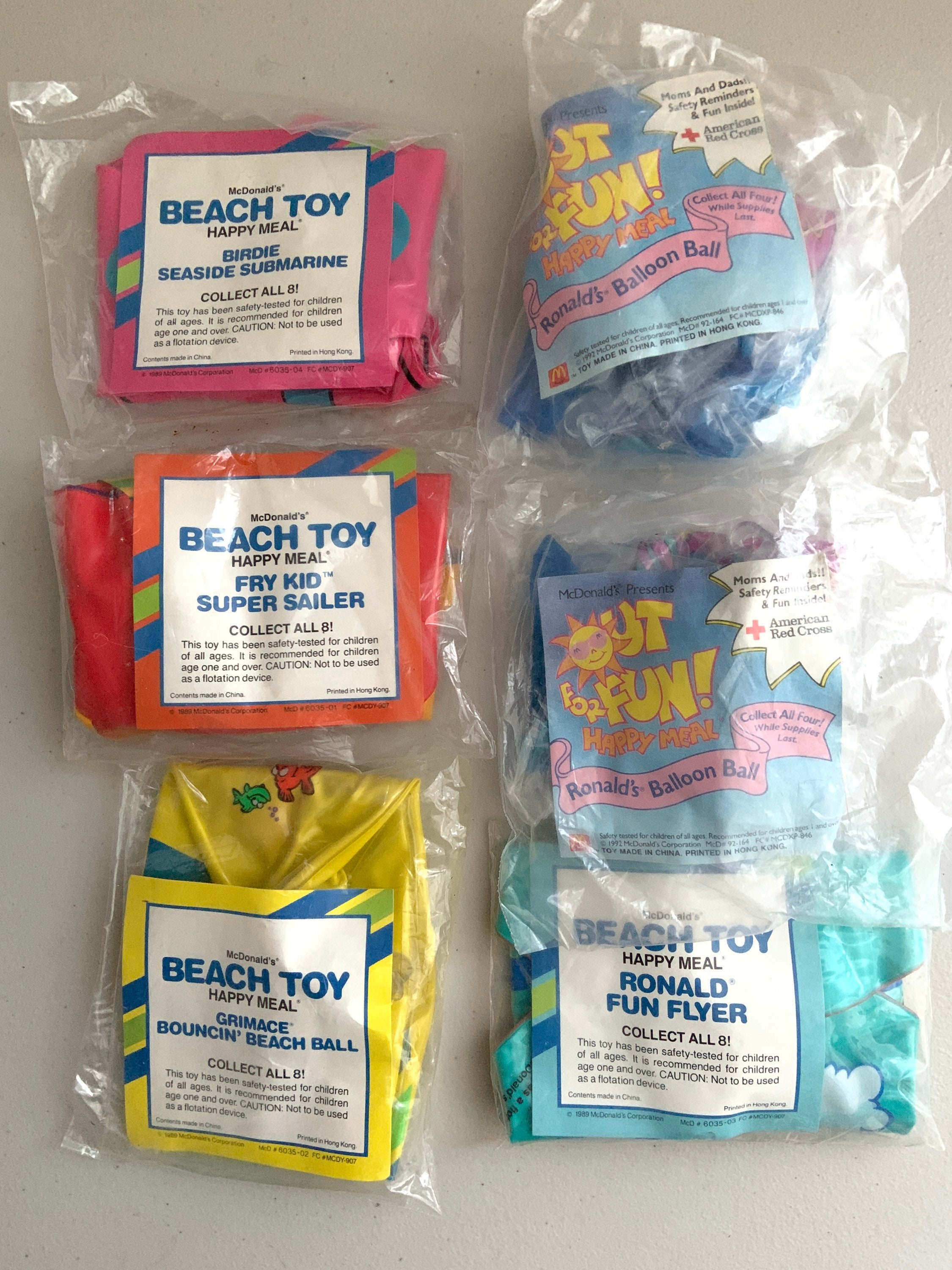 Cuanto Cobra Un Empleado De Mcdonalds Lote de 6: NIP McDonalds Beach Toy Inflables Ronald McDonald | Etsy México