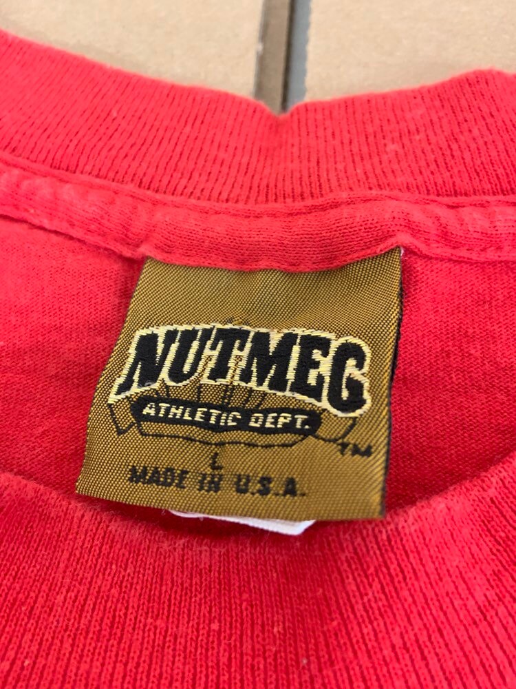 Vintage Nutmeg Chicago Bulls T Shirt / Adult L Locker Room 23