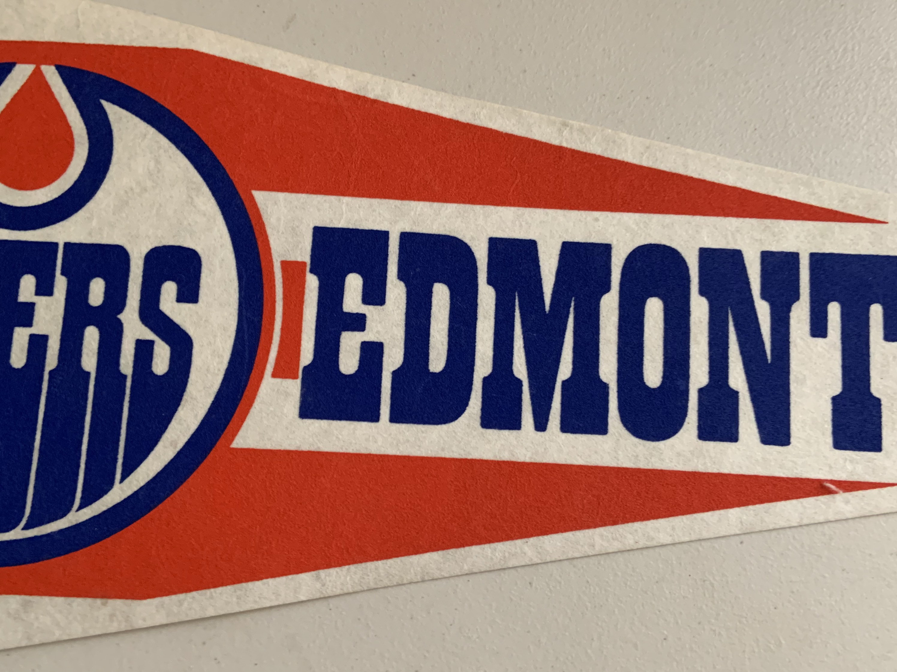 Edmonton Oilers LED Wall Pennant