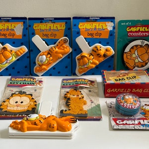 Vintage NOS Garfield Novelties; Yo-Yo, Bag Clip, Scented Key Chain, Coasters