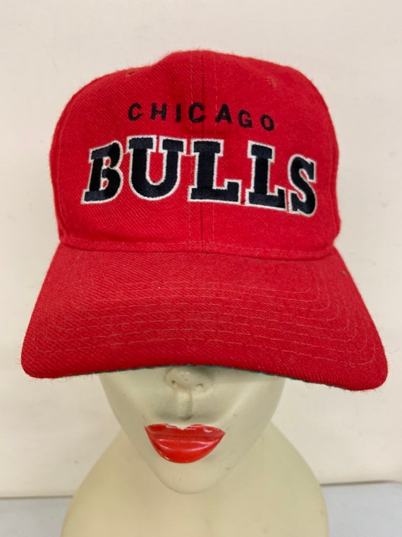 chicago bulls hat red