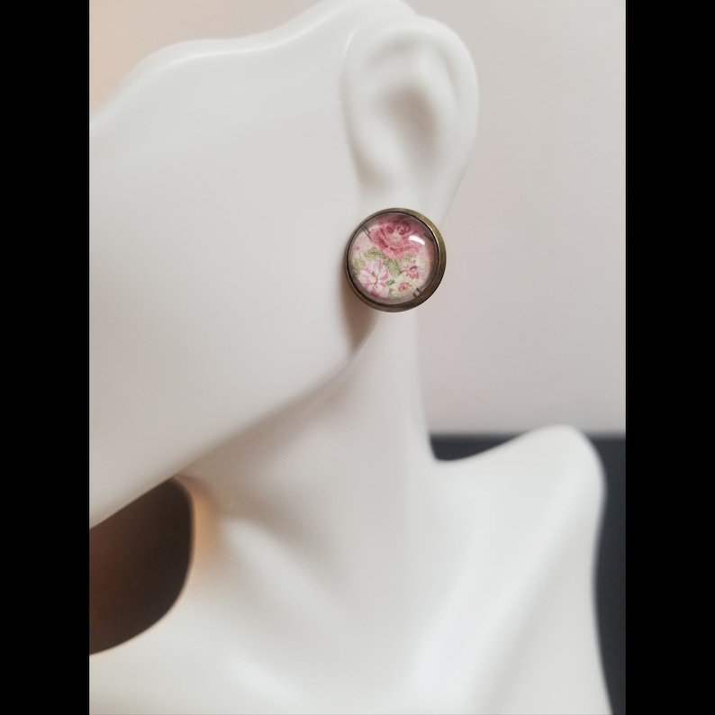 Quilted Rose Glass Cabochon Stud Earrings