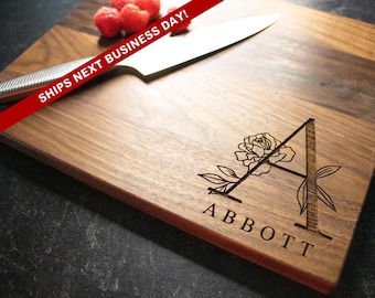 Personalized Cutting Board, Engraved Cutting Board, Custom Cutting Board, Wedding Gift, Housewarming Gift, Anniversary Gift, Engagement 270