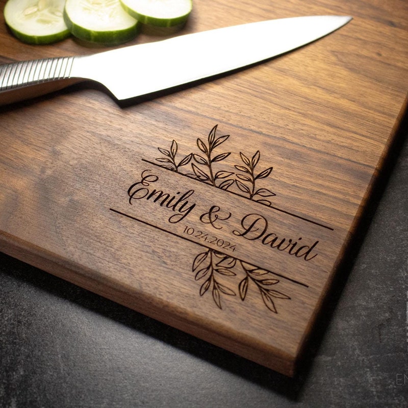 Personalized Walnut Wood Cutting Board, Gift For Couples, Anniversary, Engagemen