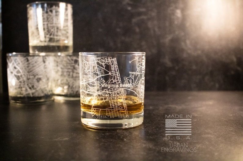 UrbanEngravings Rocks Glass