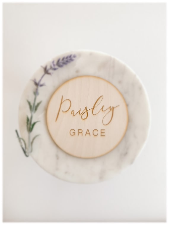 New Parent Gift Set For Parents To Be - Customizable Baby Gift - Custom Baby Name Sign Hospital Welcome 3D Hello My Name Is Announcement Wooden Plaque Photo Prop Sign Design Trendy