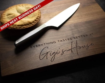 Personalized Walnut Cutting Board for Gigi  | Everything Tastes Better At Gigi's House | Custom Housewarming Christmas | 253