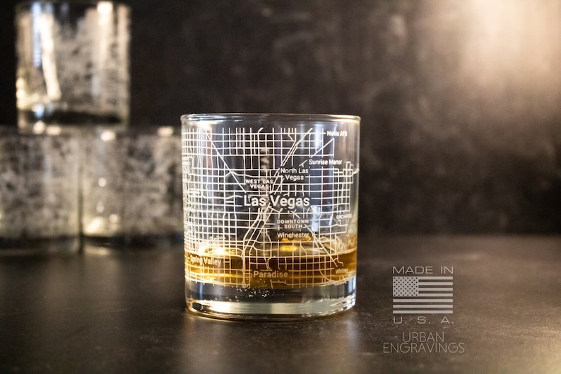 UrbanEngravings Rocks Glass - Thumbnail 2