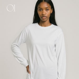 The Midweight Tee; 240 GSM Shirt; Heavyweight Shirt Unisex; Classic Crew Neck; Streetwear T-Shirt; 100% Organic Cotton; Long-Sleeve Shirt
