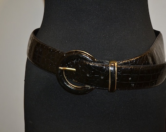 Vintage statement belt