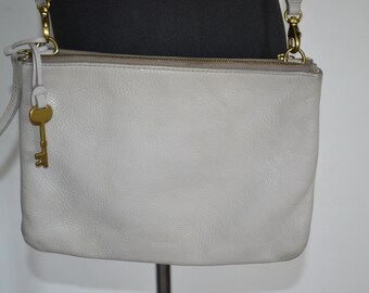Small Fossil Crossbody Shoulder Bag Black Leather With Brown Trim Adjustable Strap Top Metal Zip Close.no Fossil Key avel Everyday Purse Etsy
