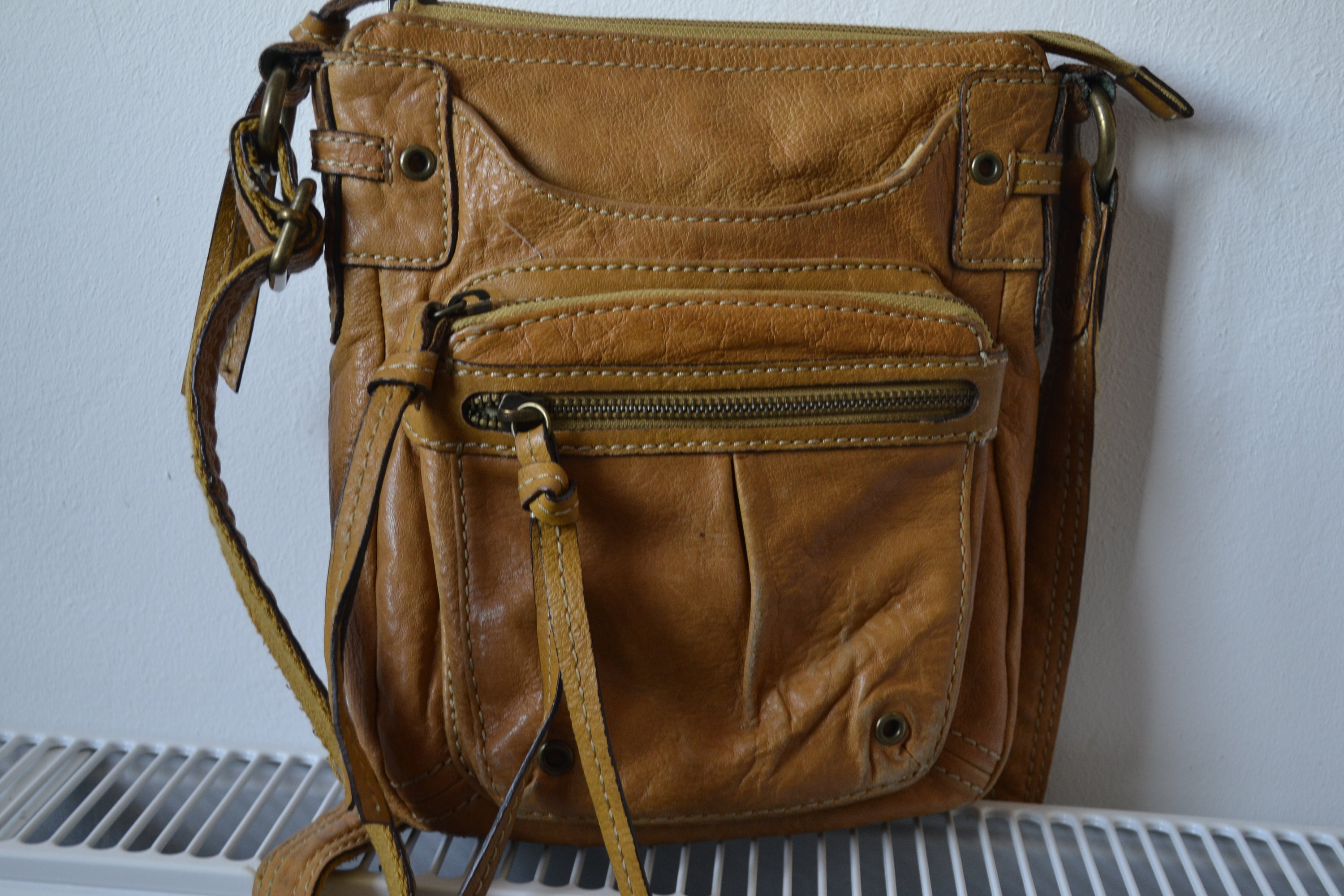 Vintage Fossil Leather Mustard Color 
