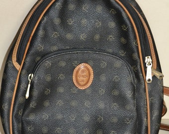 Kenzia bagpack