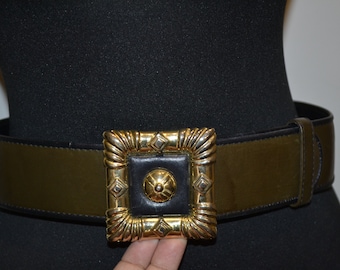 Vintage Escada leather belt