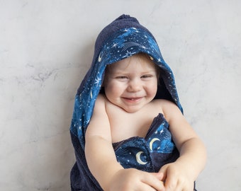 Moon and Stars Bath Towel for Baby, Personalized Baby Towel, Hooded Bath Towel for Baby