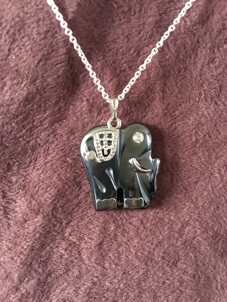 Elephant pendant