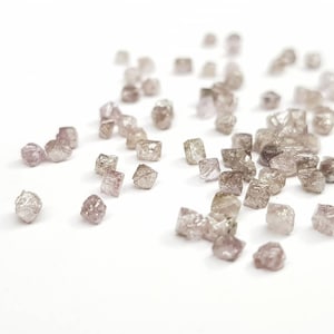 Rare Natural Pink Rough Diamonds, Natural Pink Diamond, Natural Loose Diamonds, Raw Diamonds, Wholesale Rough Diamonds ! 2.05 Ct 1.50-2.50MM