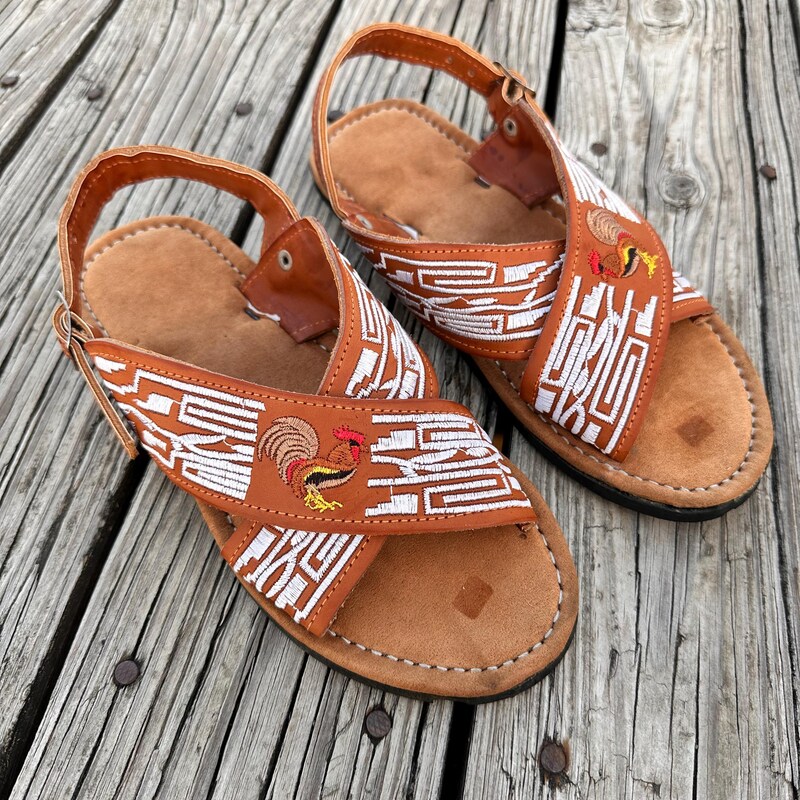 mens huaraches wide width
