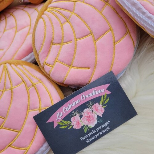 concha coin purse