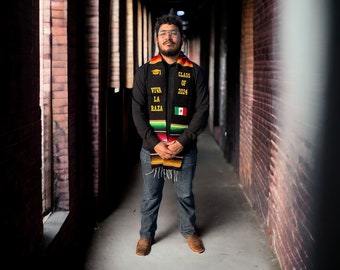 Mexican Graduation Stole, Sarape stole, Viva la raza Stole, Class of 2024, Custom Sarape Stole, Personalized Sash