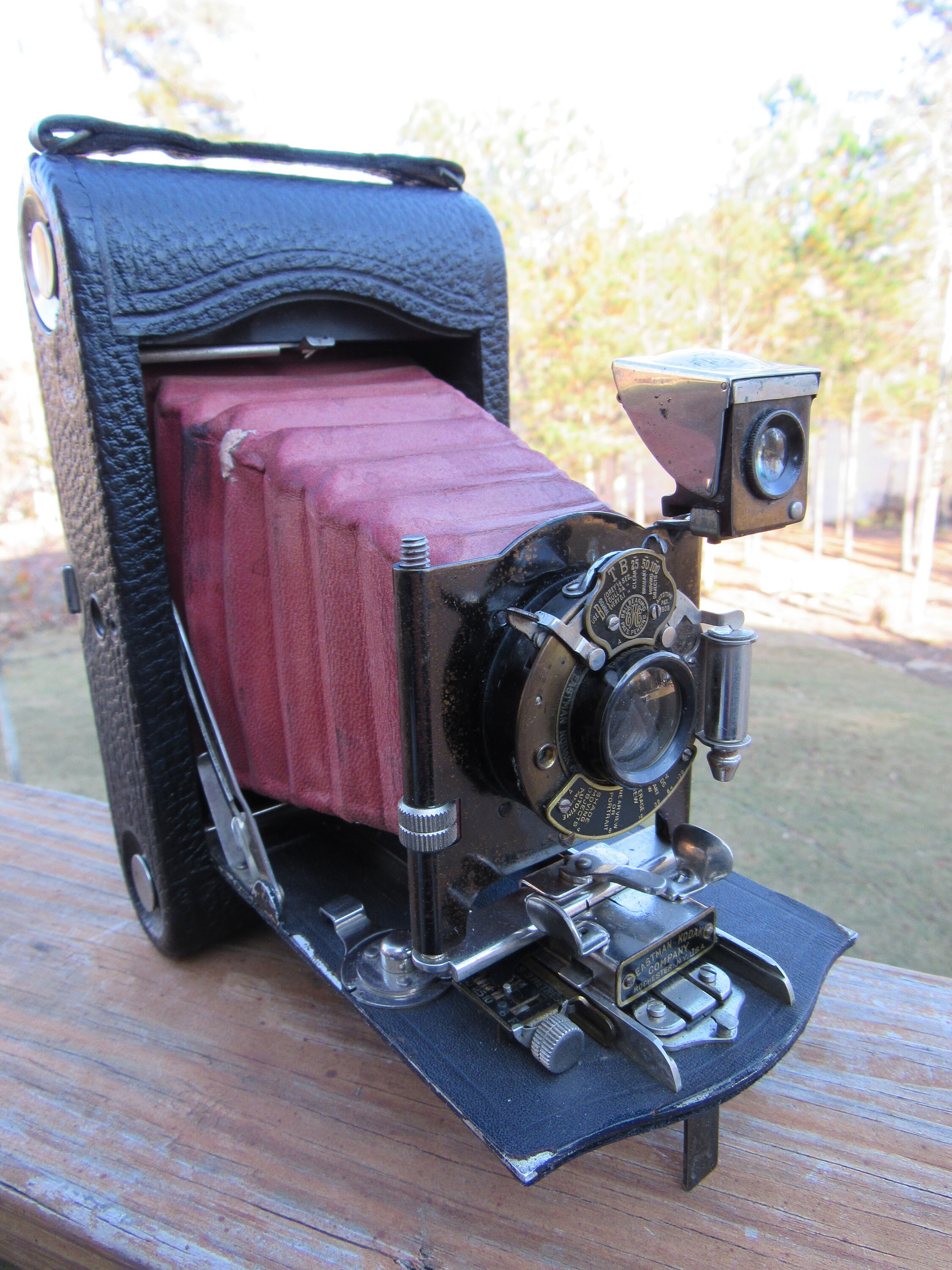 1902 Antique Folding Pocket Kodak Brass Historic Camera Model C-3 FPK No 3 Red Maroon Bellows Automatic TBI Bausch Lomb Glass Lens Case Film