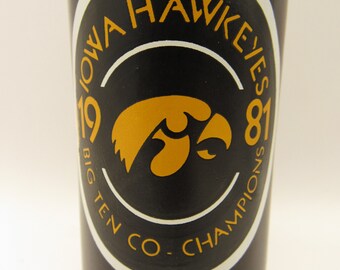 Bouteille de Coca Cola IOWA HAWKEYES - 1981 - Rose Bowl - Football - En solde + livraison gratuite