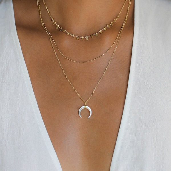 Gold Necklace, Layering Necklace Set, Layered Necklace, Upside Down Moon Necklace, Gold Horn Necklace, Double Horn Necklace, Crescent Moon
