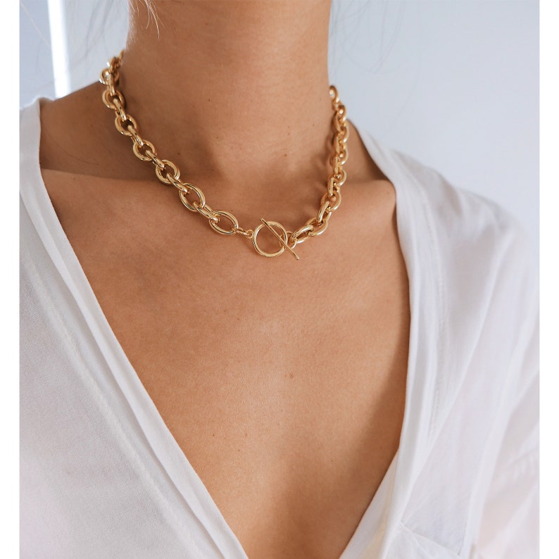 Gold Link Necklace, Thick Gold Chain Necklace, Toggle Necklace, Gold Chain Necklace, Link Chain Toggle Necklace, Gold Chunky Necklace Choker image 3