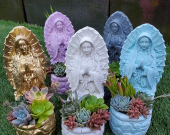 11 Inch Virgin Planter