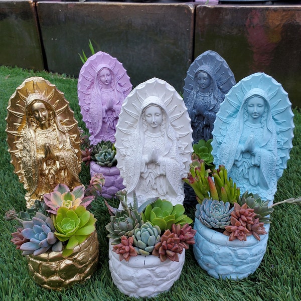 11 Inch Virgin Planter