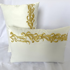Set of 2 ivory wedding kneeling pillows/Ceremony pillow/taffeta silk and lace pillows for wedding/gold accent