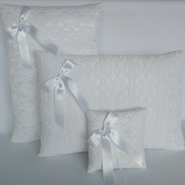 Set of 3 white wedding kneeling pillows and ringpillow/Ceremony pillow/Satin and lace pillows for wedding/ classic wedding/Stylish wedding