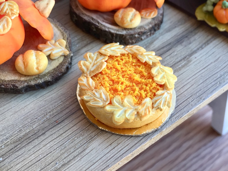 Handmade Thumbnail 112 and 16 Food for the doll doll house Pumpkin pie