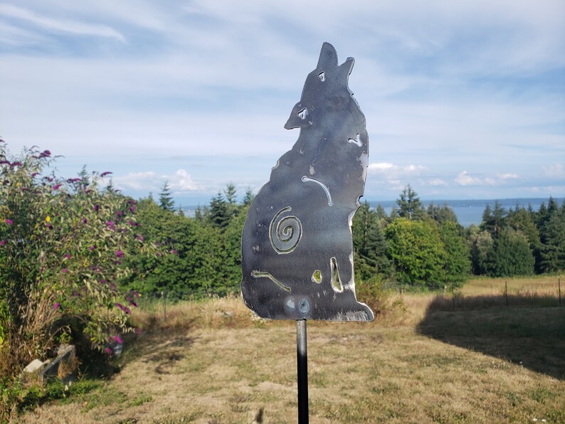 Wolf Garden Art Metal Garden Stake Mothers Day Gift Etsy