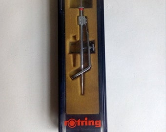 Vintage Rotring Metal Pump Compass. Rotring Pump Compass in Hinged Plastic Case RP 532106. Vintage Pump Compass Made in Germany.