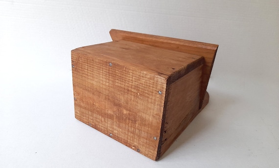 Caja Vintage de Madera con Tapa y Colgante. Caja de madera