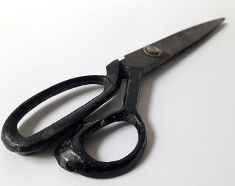 Vintage Large Metal Tailor's Scissors. Vintage Fabric Cutting Scissors. Collectible Tailor's Scissors.