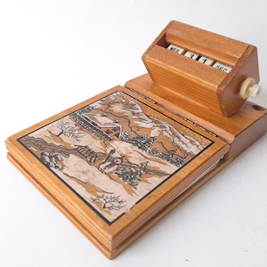 Vintage Small Wooden Perpetual Calendar with Day, Day of the Week and Month of the Year and Small Notepad. Vintage Desk Universal Calendar.