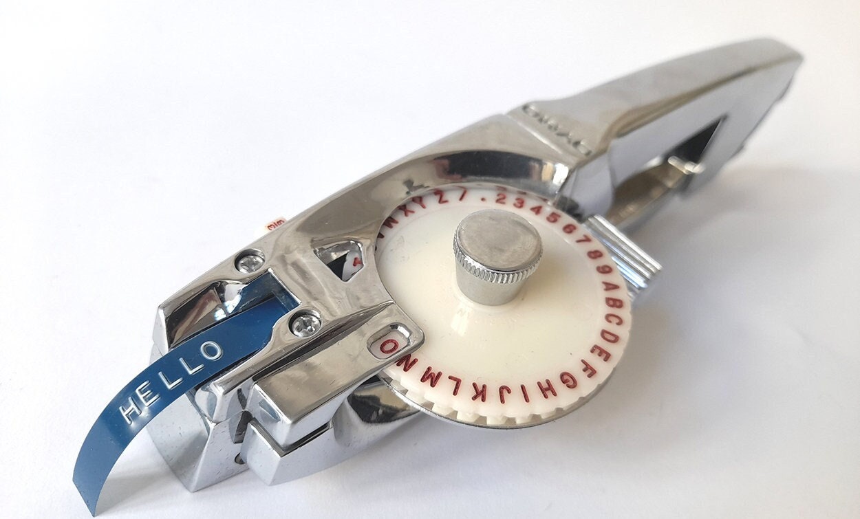 Étiqueteuse Vintage DYMO Valisette - Occasion, Modèle Rétro Pour étiquettes Auto-adhésives