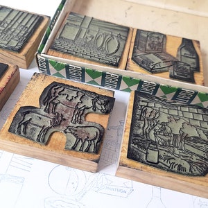 Vintage schooldoos met zes (6) stempels over melkproductie. Vintage verzamelbare complete doos met zes postzegels.