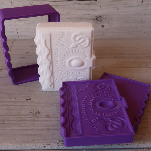 MOLD Ultimate Zenomorph/alien Plastic Bath Bomb Mold Etsy